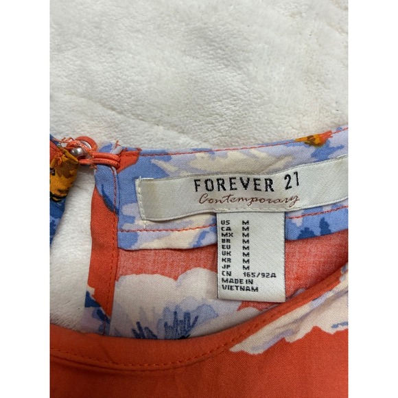 Forever 21 Contemporary Floral Shift Dress Short Sleeve Pockets size medium - Picture 3 of 6